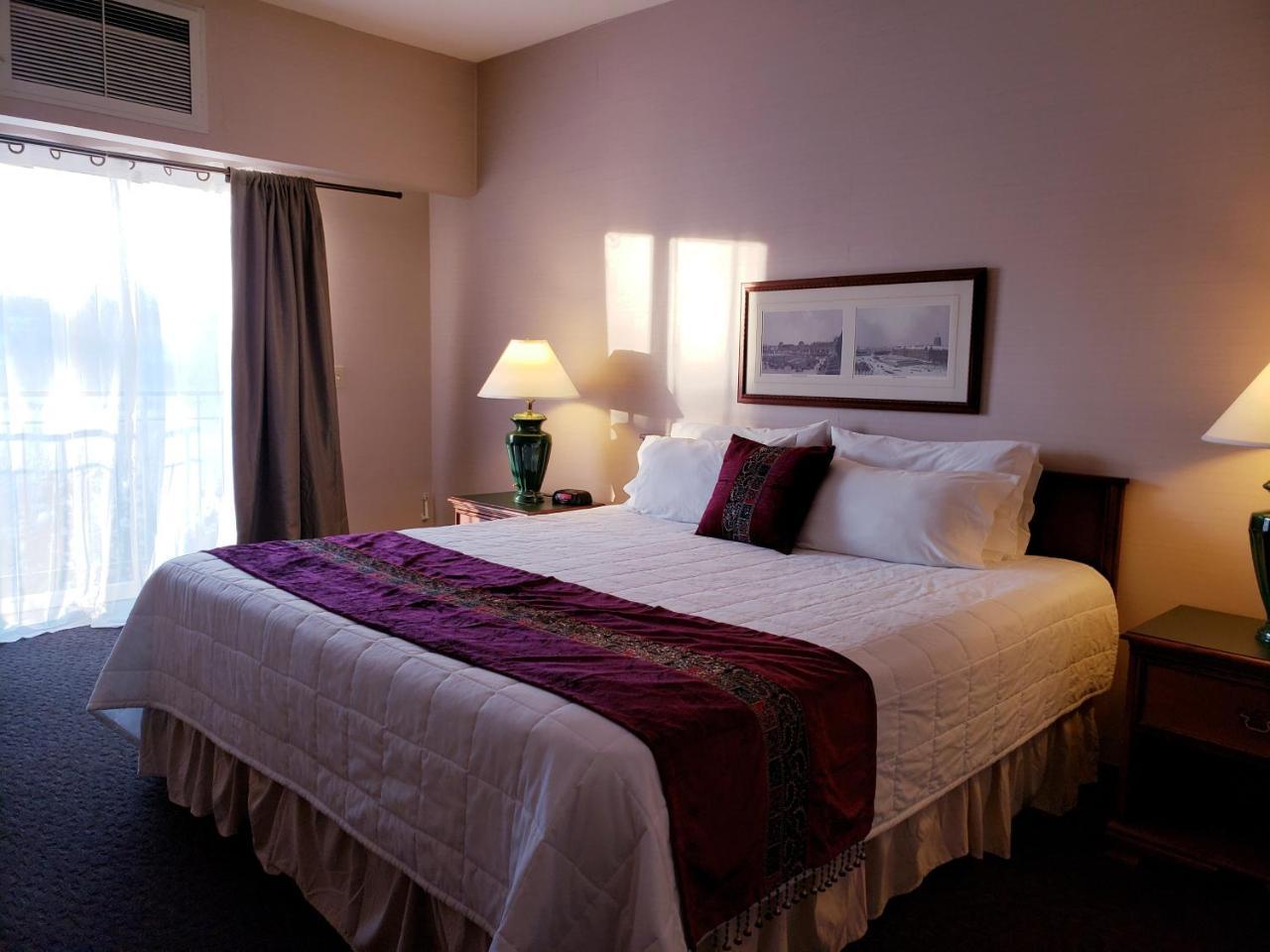 Totem Lake Hotel Kirkland Bagian luar foto