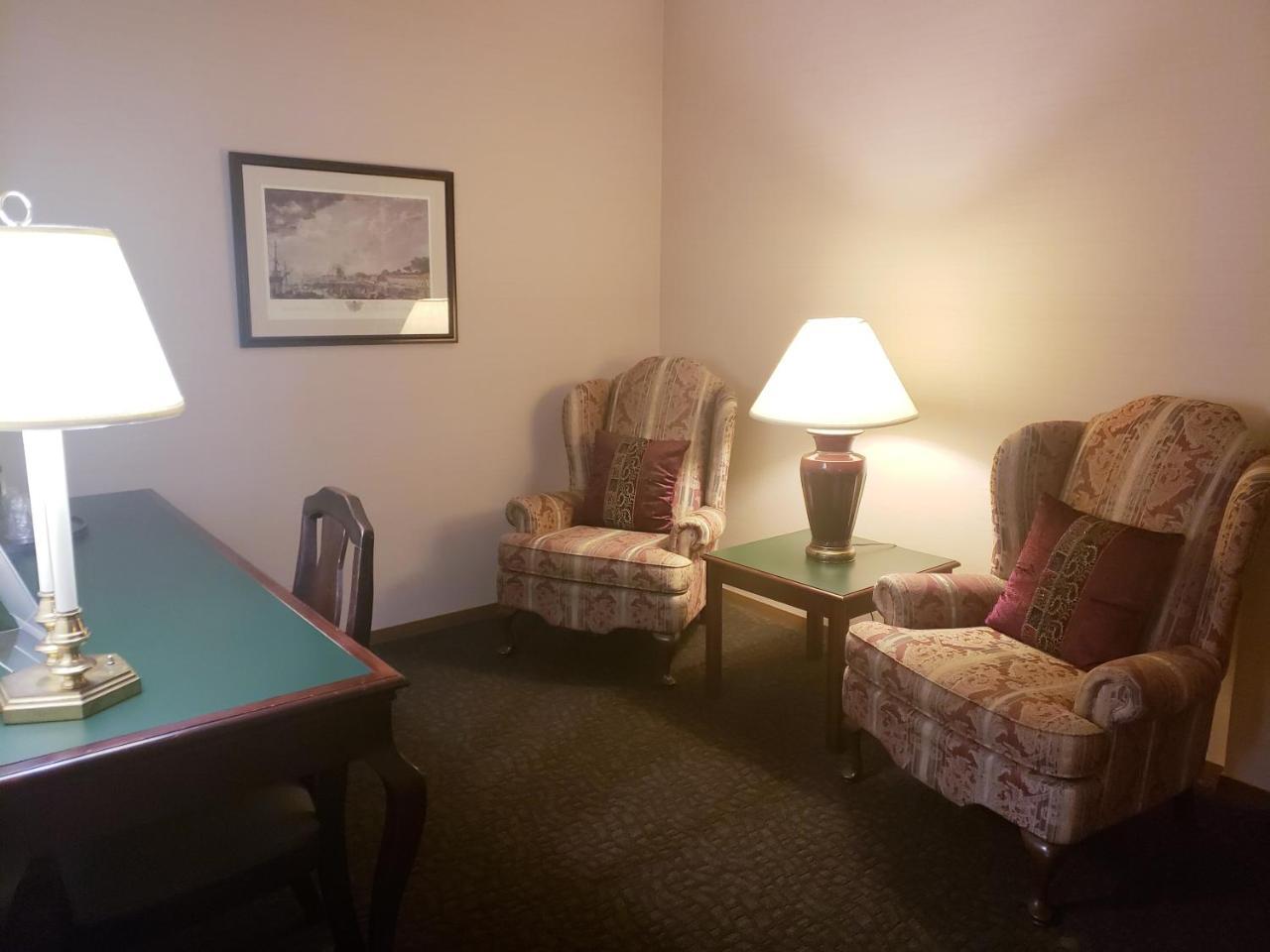 Totem Lake Hotel Kirkland Bagian luar foto