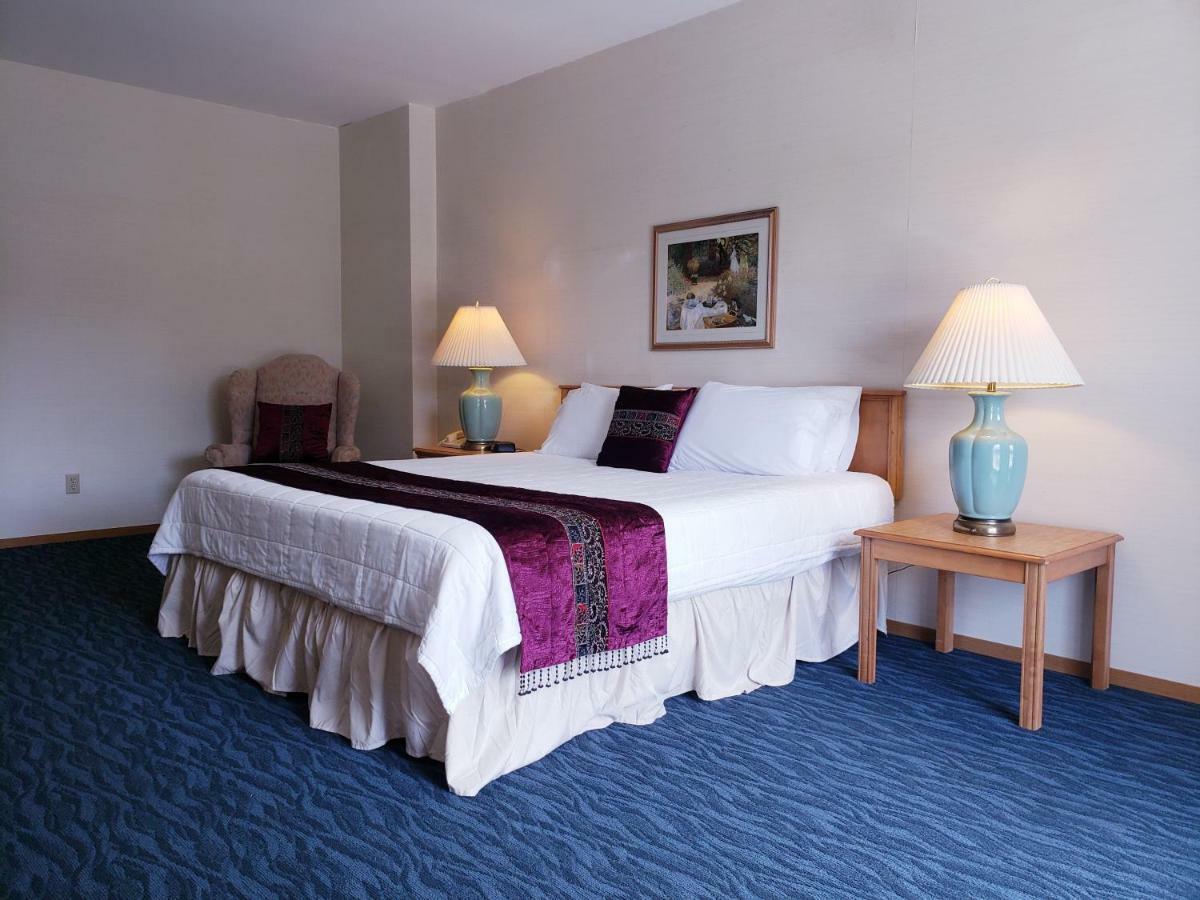 Totem Lake Hotel Kirkland Bagian luar foto